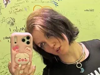 Streamate Live Sex Cam of Juvia