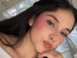 Streamate Free Live Porn of ZoeBarnett