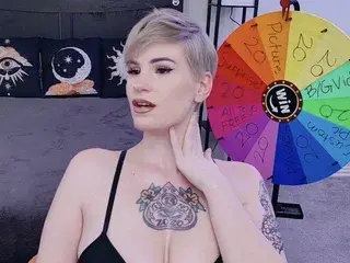 Streamate Live Porn of SilveraStrain