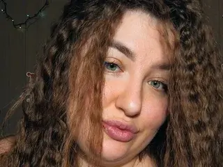 Streamate Free Porn Cam of Amaretto_Girl