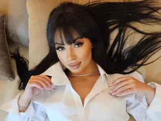 Streamate Live Sex Cam of RubyLuxee