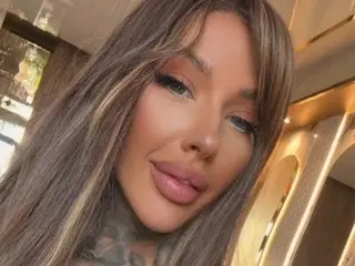 Streamate Live Sex Cam of imScarletNoir