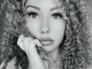 Streamate Sex Chat of KatBigBum