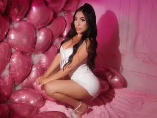 Streamate Nude Webcam of CloeeMilleer