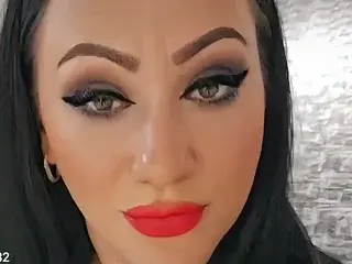 Streamate Adult Webcam of MistressDeaxxx