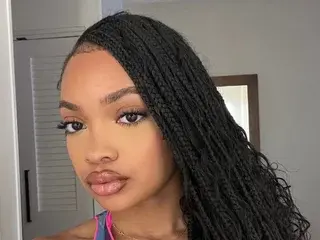 Streamate Free Porn Cam of HalleTheStar