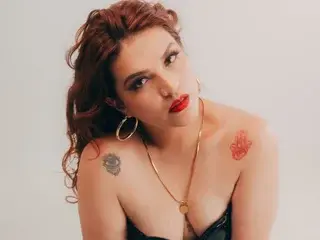 Streamate Adult Webcams of IsabellaSerrano