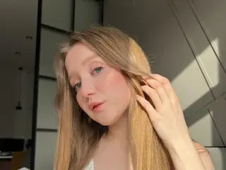 Streamate Live Sex Cam of LilaMeow