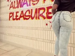 Streamate Sex Cam of AliviaBlaze