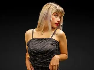 Streamate Best live sex cam show of BarbieAmbar