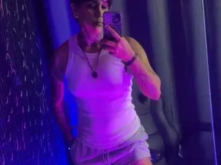 Streamate Live Sex of ZhoeSexyGirl