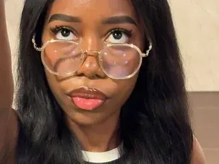 Streamate Live Porn of SeleneLune