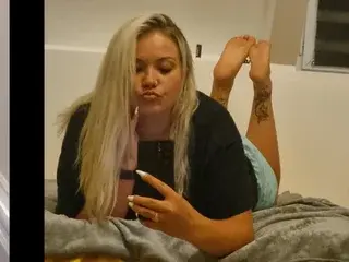 Streamate Adult Webcams of Deaf_BraBuster