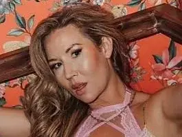 Streamate Adult Webcam of ScarletHarteBabestation