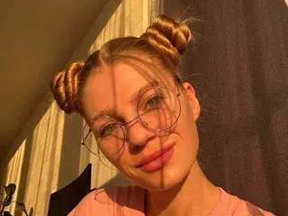 Streamate Private Sex Chat of AlissMil