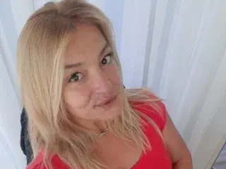 Streamate Sex Cam of queenfeetMaria