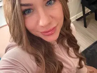 Streamate Live Porn of Miss_Trisha_XO