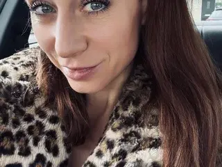 Streamate Private Sex Chat of MiaBOOTYQueenUK