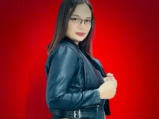 Streamate Best live sex cam show of Juli_Wi