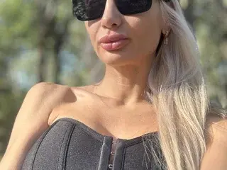 Streamate Live Sex Cam of RichardaLove