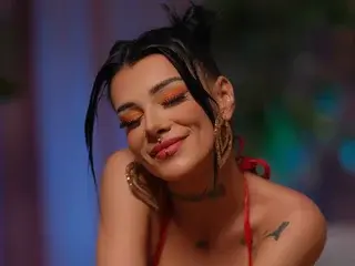 Streamate Live Sex Cam of ChicaOra