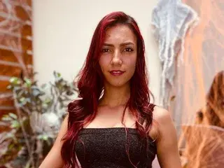 Streamate Nude Webcam of Laura_Bonnet