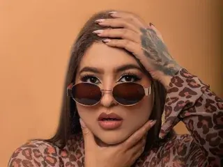 Streamate Live Sex Cam of Sienna_Scott