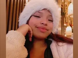 Streamate Nude Webcam of CharlotAura