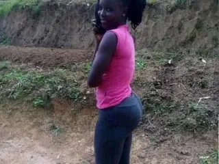 Streamate Adult Video Chat of Petite_ebony19