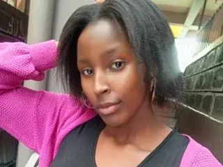 Streamate Sex Chat of Cherrie_June