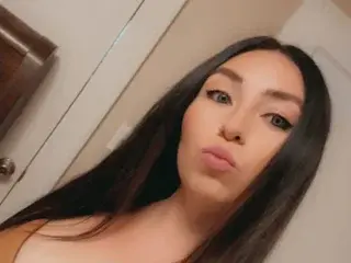 Streamate Live Sex of MilfyLucy91