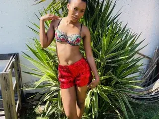 Streamate Nude Webcam of SaggyTitties188