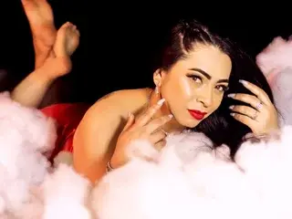 Streamate Live Porn of AdelinneMoretti