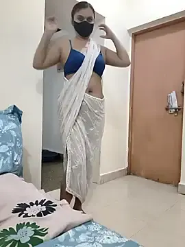 Stripchat Nude Webcam of SpicyQueenX69