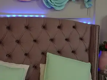 Stripchat Live Sex of JenniferLovve