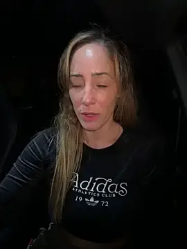 Stripchat Live Porn of SweetAlegra_