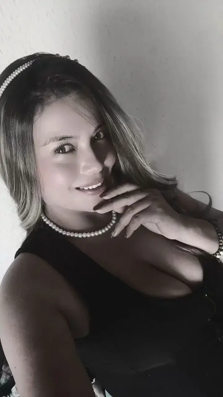 Scarlette_Cooper_