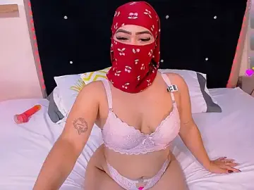 Stripchat Adult Webcams of Kendra_Kait