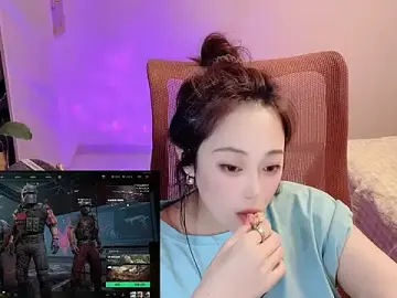 Stripchat Live Porn of Daisy-77