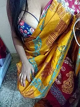 Stripchat Free Porn Cam of radhikagupta345