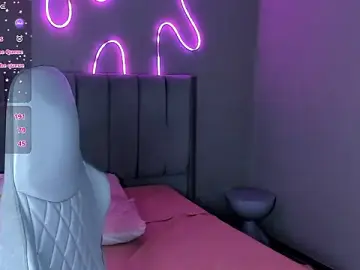 Stripchat Free Porn Cam of Kiara_myler