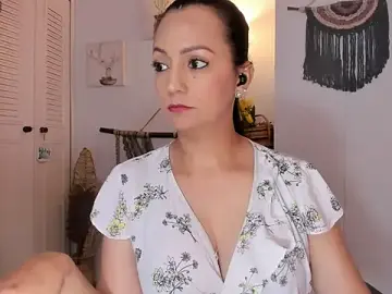 Stripchat Best Webcam of anaruiz_