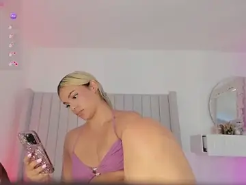 Stripchat Free Porn Cam of Shelynna_azzul