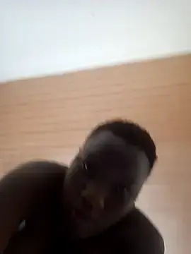 Stripchat Best Webcam of CUTE-LEYLAH