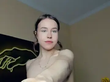 Stripchat Adult Video Chat of MaliaBourraine