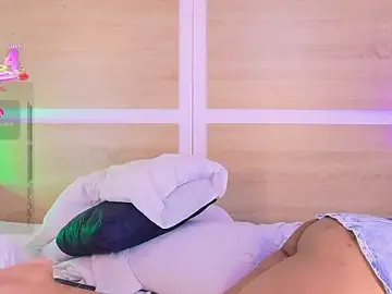 Stripchat Adult Webcam of _nickypurple_