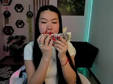 Stripchat Live Porn of LunaPurrr