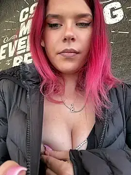 Stripchat Sex Cam of RiriRoseey