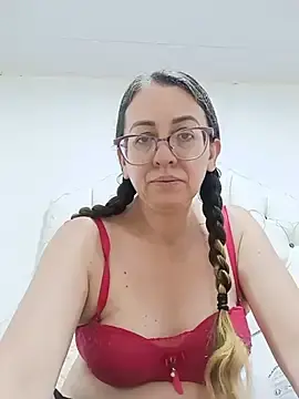 Stripchat Sex Cam of miss_hanna07