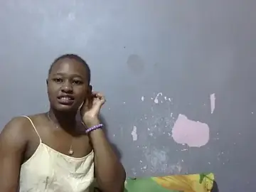 Stripchat Sex Cam of Petite_Ebony10